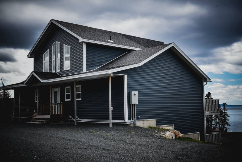 Blazing Horizon - Jenna Cottage Room