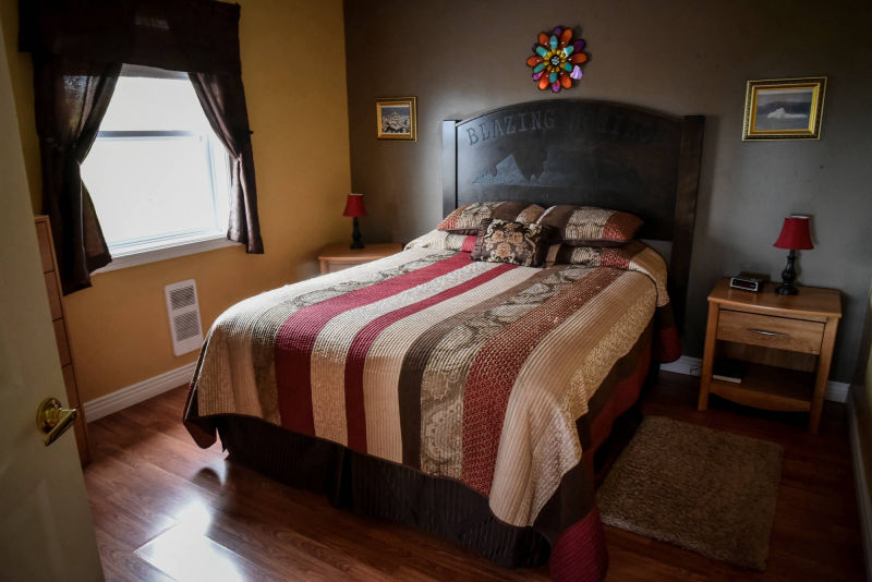 Dylan Cottage Queen Bedroom